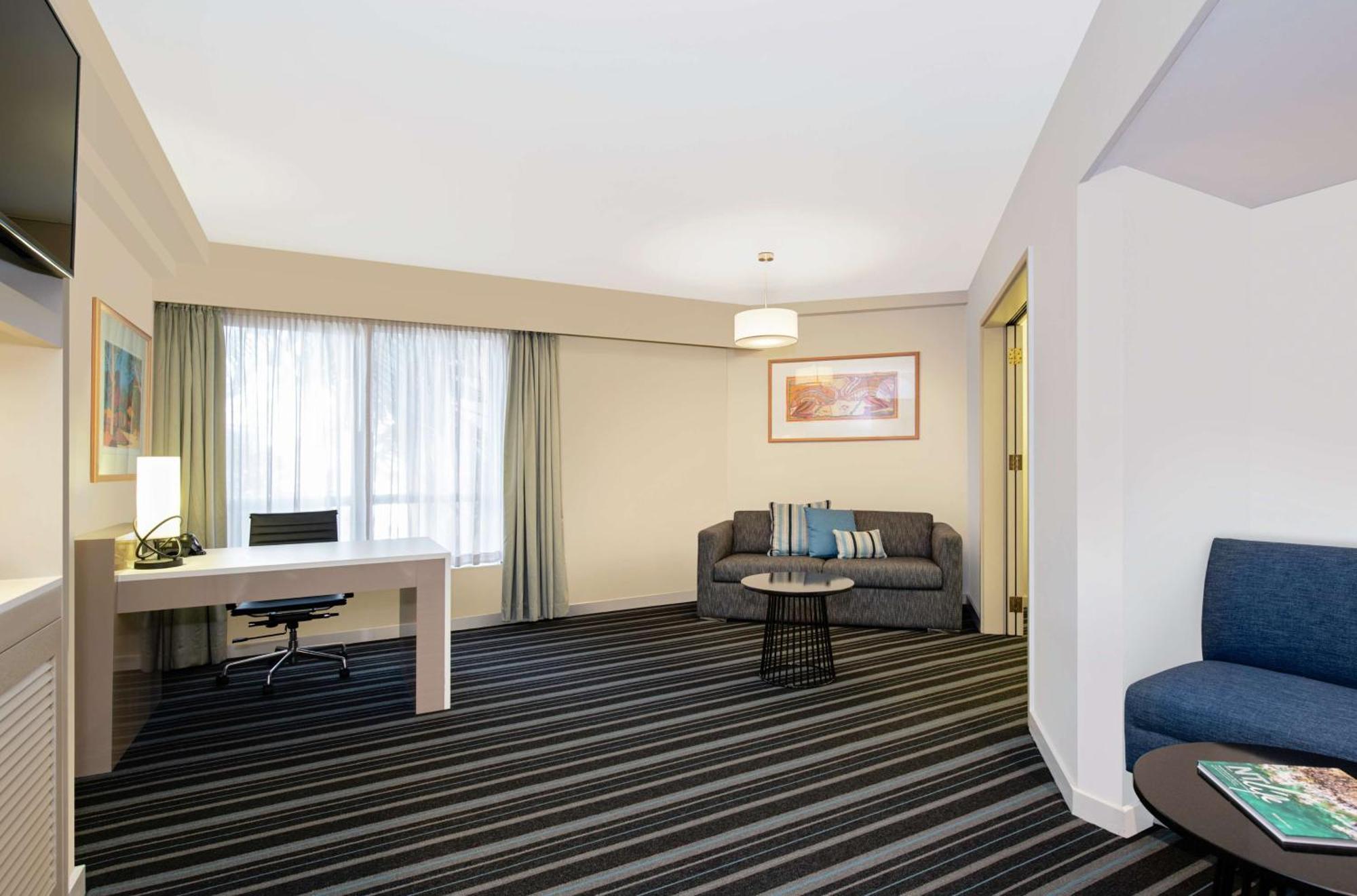 Doubletree By Hilton Esplanade Darwin Hotel Exterior foto