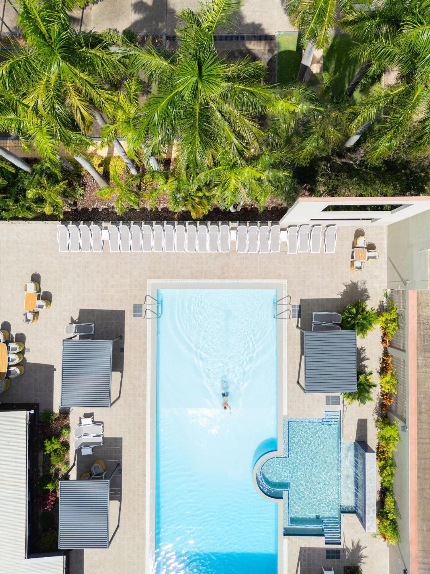 Doubletree By Hilton Esplanade Darwin Hotel Exterior foto