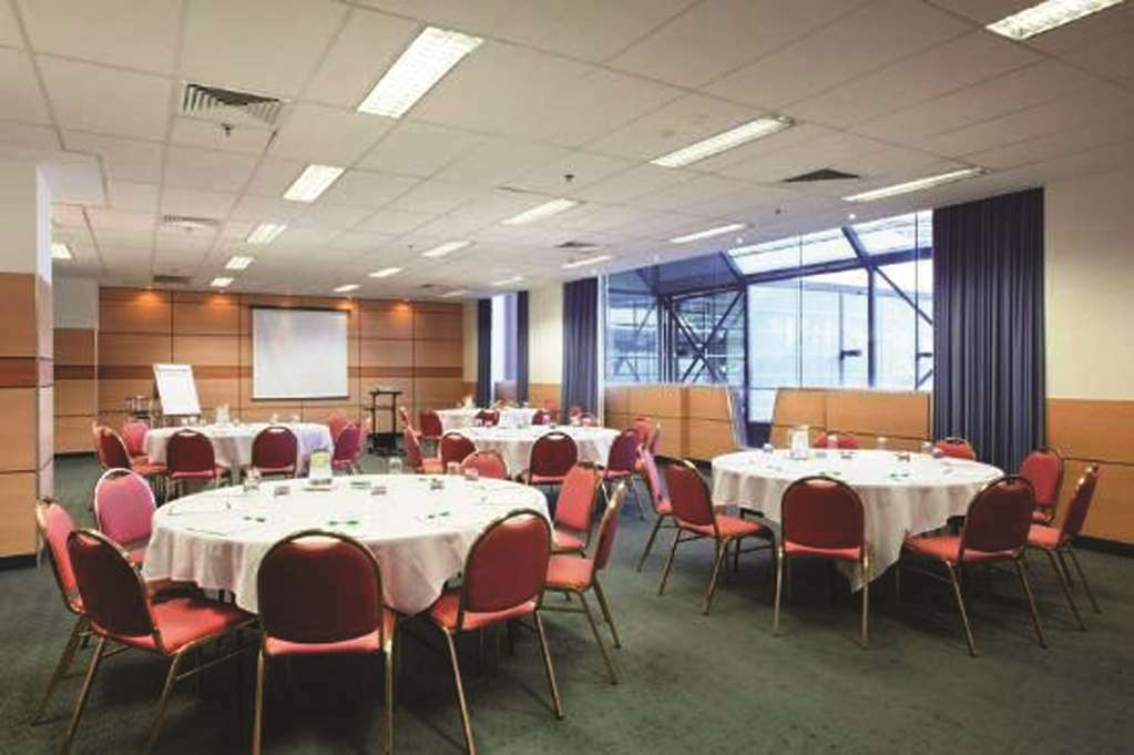 Doubletree By Hilton Esplanade Darwin Hotel Instalações foto